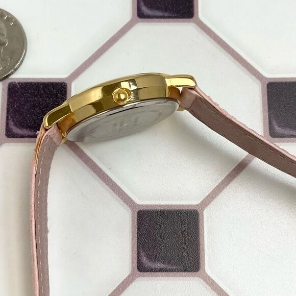 Vintage Valdawn Animated Easter Bunny Watch Rotating Easter Eggs - Picture 12 of 16